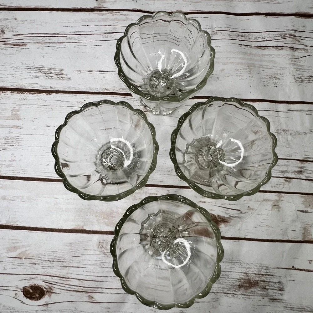 Palais Glassware Dessert Bowls Clear Flower Scalloped Footed 9oz Set of 4 4in‎